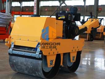 惡劣環(huán)境操作小型壓路機的注意事項有哪些？