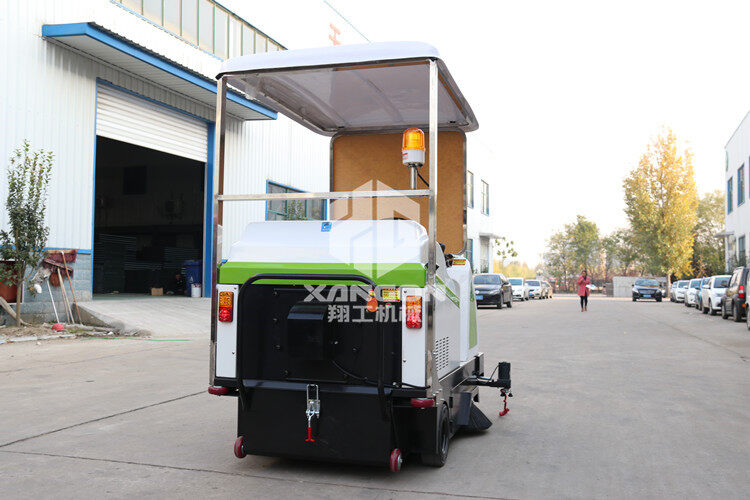 電動(dòng)掃地車生產(chǎn)廠家告訴你掃地機(jī)購(gòu)買的必要性！